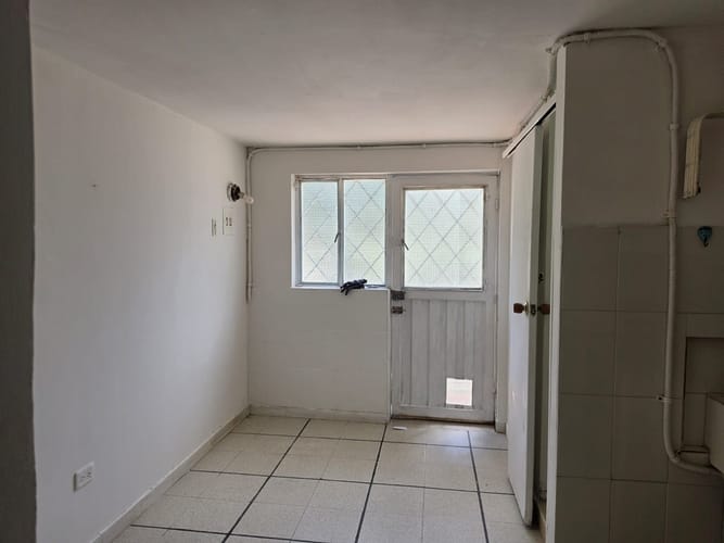Apartaestudio en arriendo en Suba La Campiña, Bogotá, 20 m² · foto 3 de 9