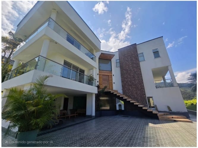 Casa de 4 alcobas en venta en Sabaneta Real, Sabaneta · foto 3 de 24