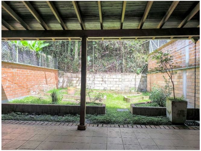 Casa de 3 alcobas en venta en Loma Del Escobero, Envigado, 146 m² · foto 10 de 24