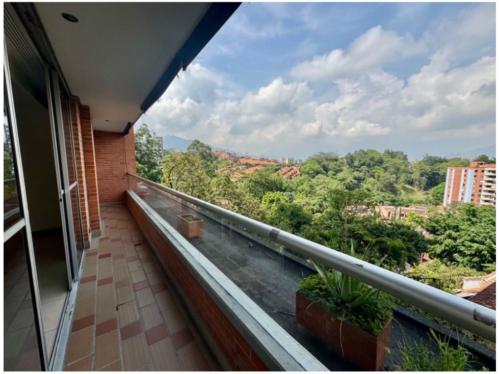 Apartamento en venta en Loma Benedictinos, Envigado · foto 2 de 24