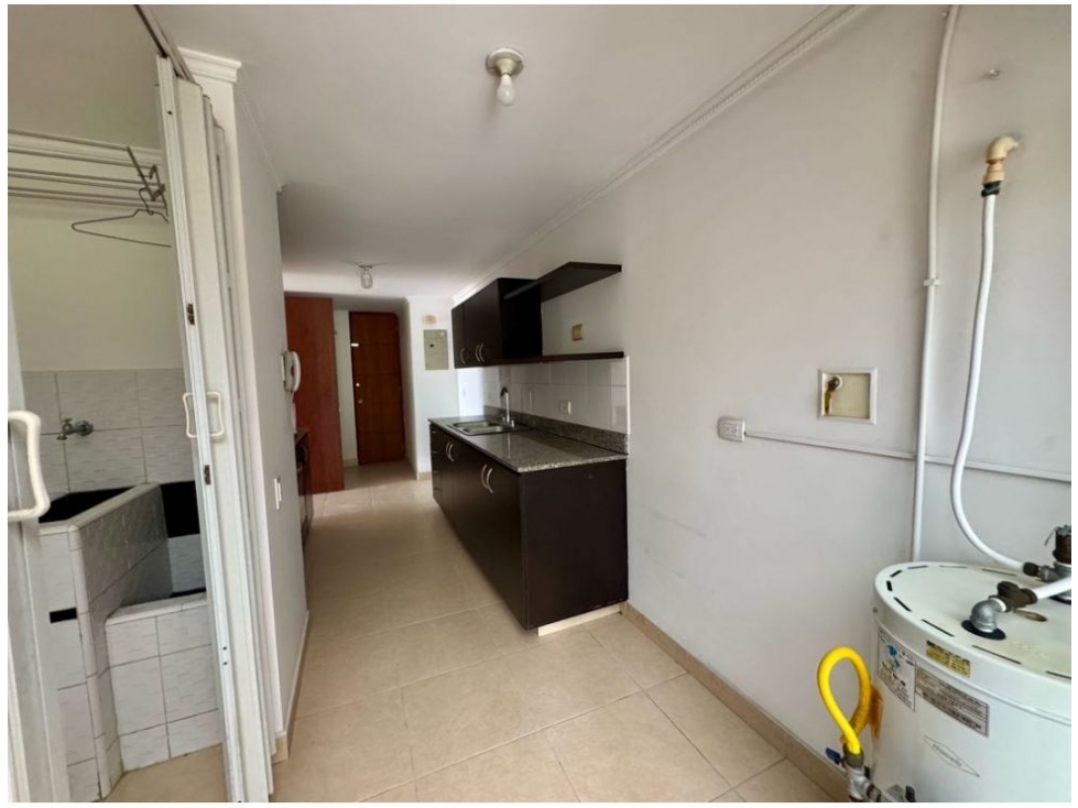 Apartamento en venta en Loma Benedictinos, Envigado · foto 7 de 24