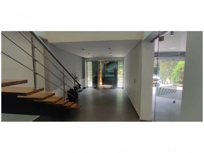 Casa de 7 alcobas en venta en La Doctora, Sabaneta, 770 m² · foto 3 de 24