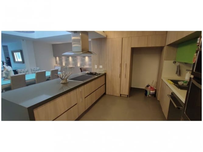 Casa de 7 alcobas en venta en La Doctora, Sabaneta, 770 m² · foto 7 de 24