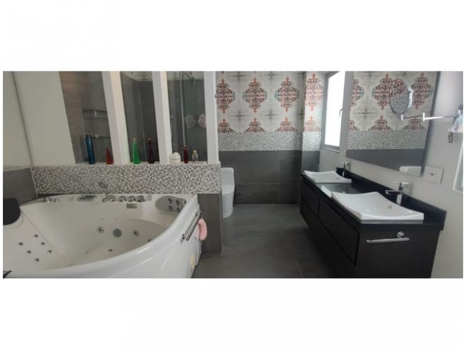 Casa de 7 alcobas en venta en La Doctora, Sabaneta, 770 m² · foto 22 de 24