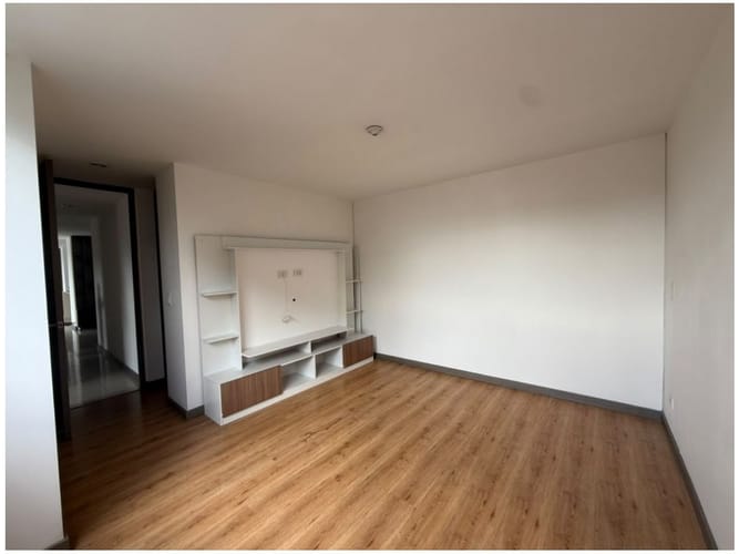 Apartamento de 3 alcobas en venta en Villa Carlota, Medellín, 121 m² · foto 6 de 13