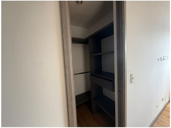 Apartamento de 3 alcobas en venta en Villa Carlota, Medellín, 121 m² · foto 9 de 13