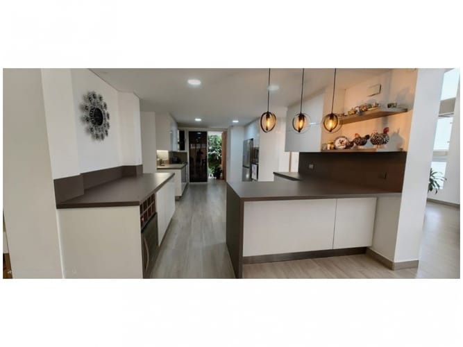 Casa de 5 alcobas en venta en Cañaveralejo, Sabaneta, 528 m² · foto 8 de 24