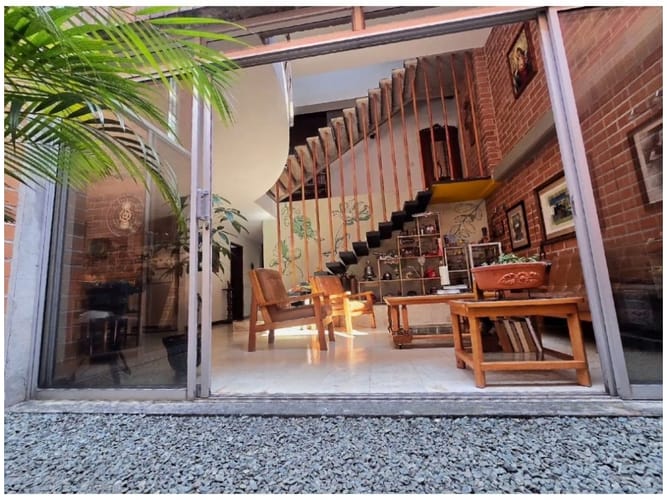 Casa de 5 alcobas en venta en Loma De San Jose, Sabaneta, 256 m² · foto 6 de 24