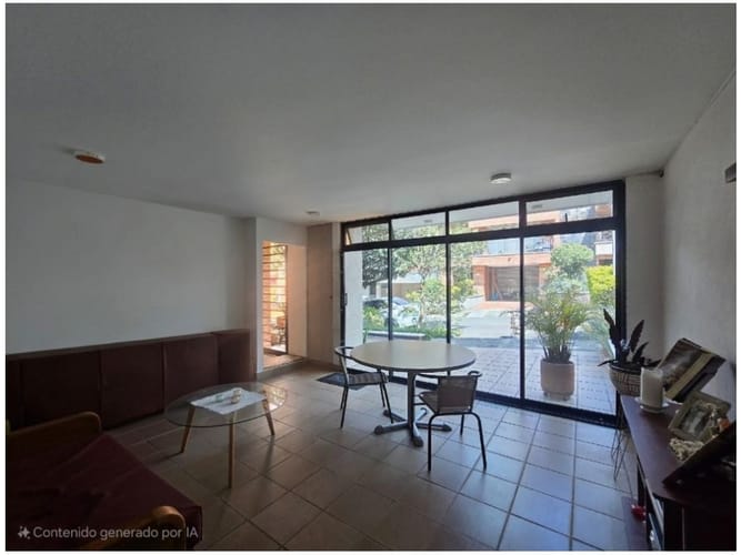 Casa de 5 alcobas en venta en Loma De San Jose, Sabaneta, 256 m² · foto 8 de 24