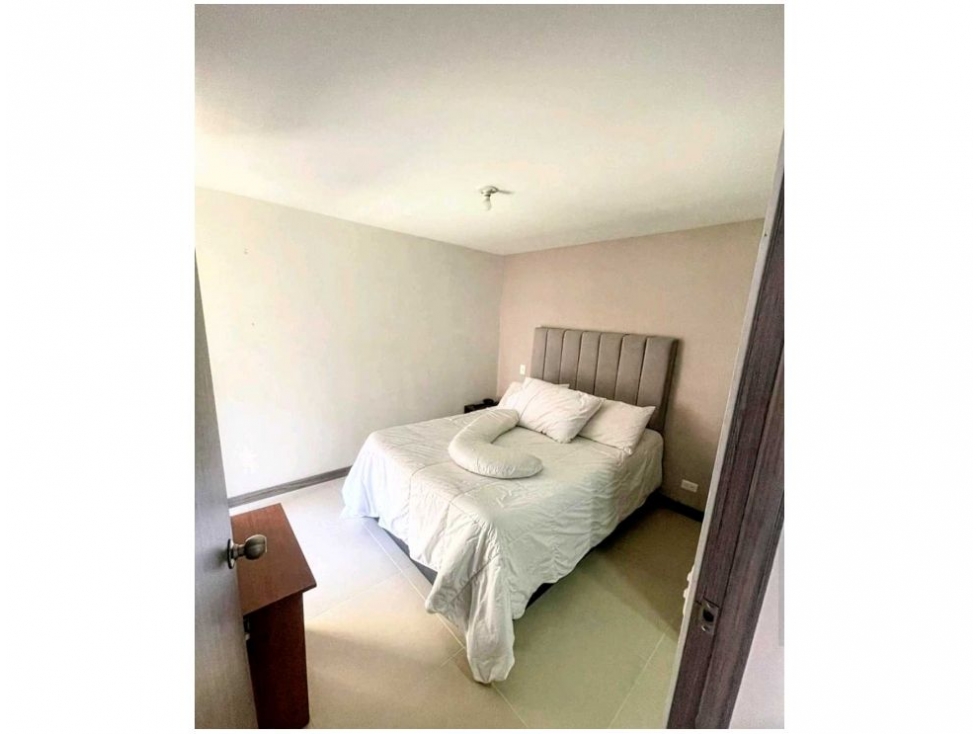 Apartamento en venta en La Almeria, Medellín · foto 9 de 17