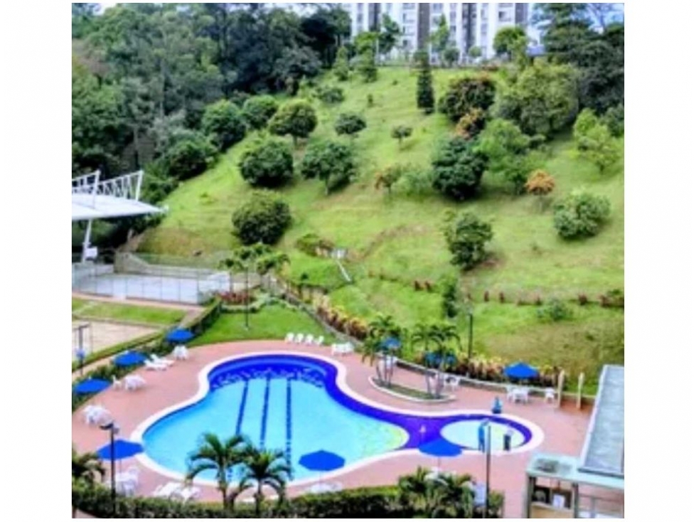Apartamento en venta en La Almeria, Medellín · foto 12 de 17