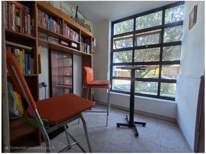 Casa de 5 alcobas en venta en Loma De San Jose, Sabaneta, 256 m² · foto 15 de 24