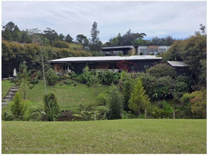 Casa de 3 alcobas en venta en La Ceja, 180 m² · foto 5 de 24