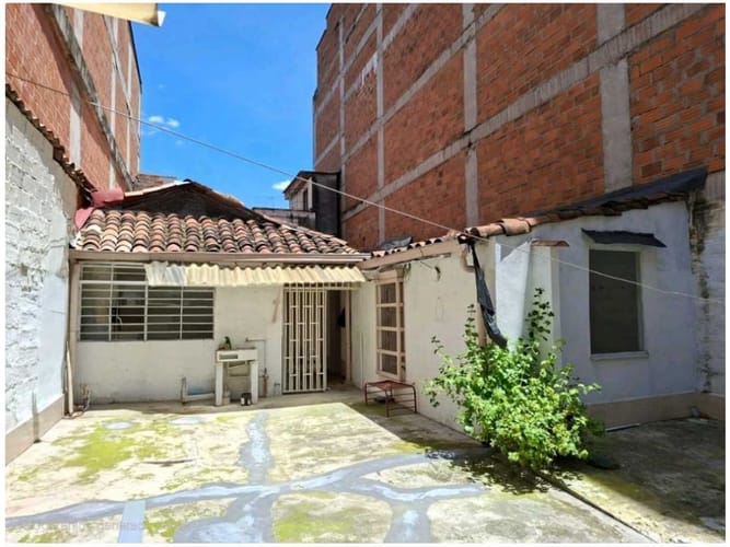 Lote en venta en El Dorado, Envigado, 340 m² · foto 2 de 17
