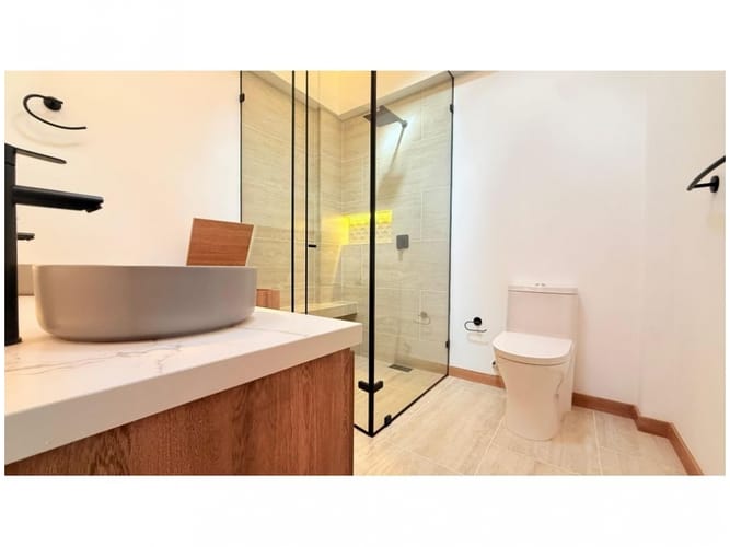 Casa de 3 alcobas en venta en Llano Grande, Rionegro, 245 m² · foto 6 de 21
