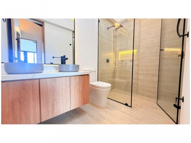 Casa de 3 alcobas en venta en Llano Grande, Rionegro, 245 m² · foto 19 de 21