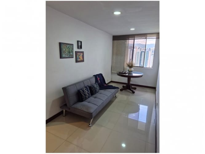 Apartamento de 3 alcobas en venta en Castropol, Medellín, 88 m² · foto 7 de 14
