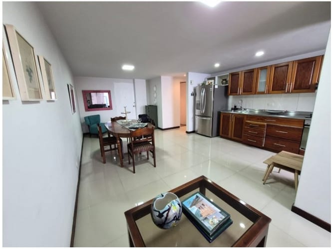 Apartamento de 3 alcobas en venta en Castropol, Medellín, 88 m² · foto 9 de 14