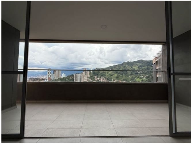 Apartamento de 3 alcobas en venta en Vegas De San Jose, Sabaneta, 84 m² · foto 10 de 10