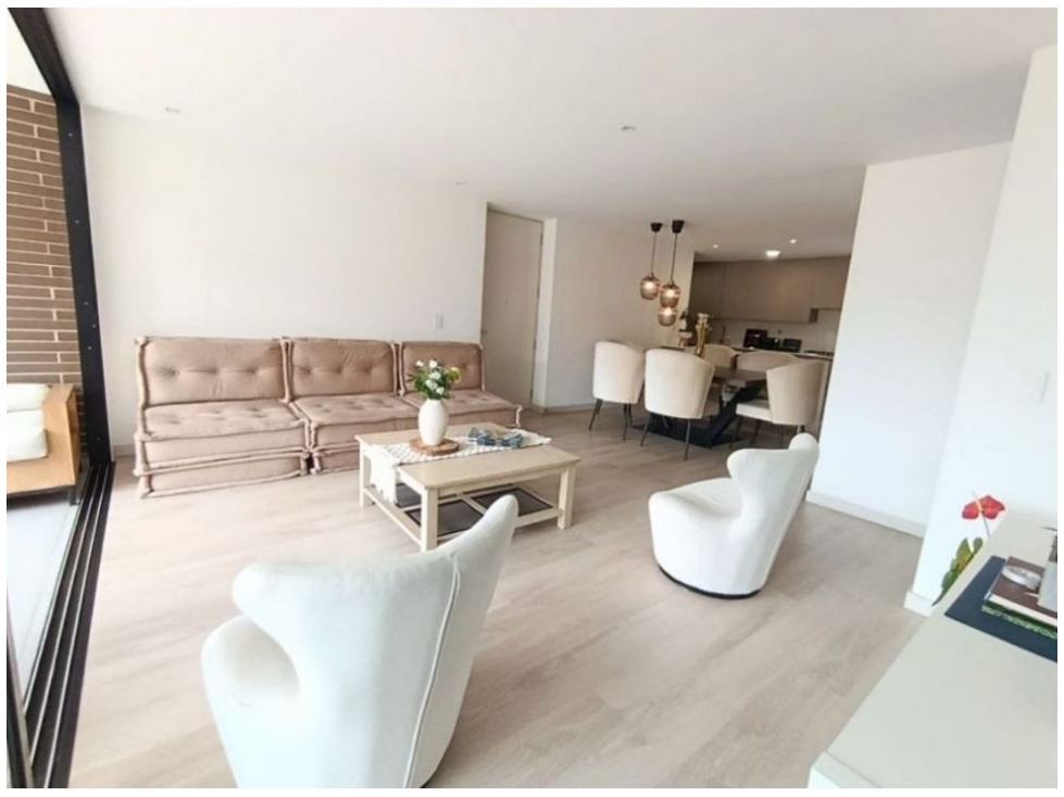 Apartamento en venta en Cumbres, Envigado · foto 3 de 12