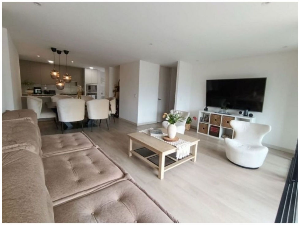 Apartamento en venta en Cumbres, Envigado · foto 4 de 12