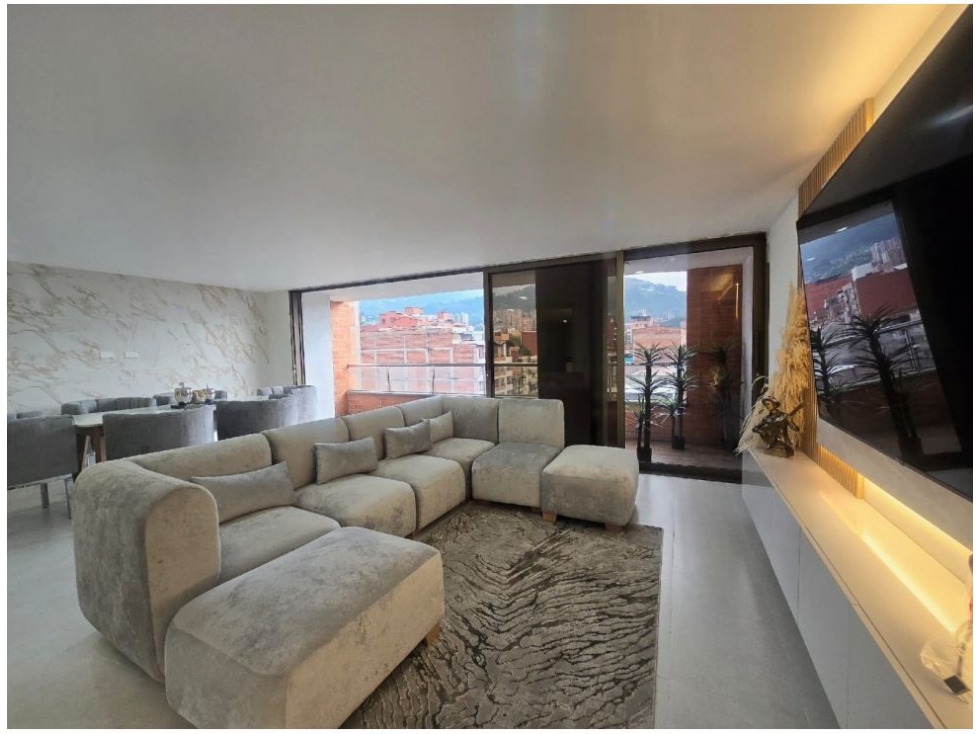 Apartamento en venta en Camino Verde, Envigado · foto 2 de 24