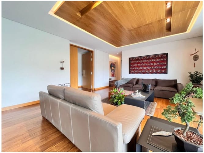 Apartamento en venta en El Poblado, Medellín · foto 2 de 24