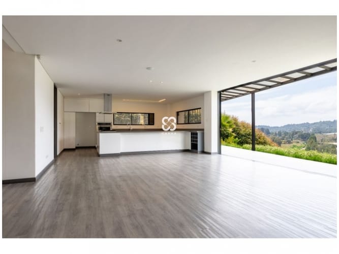 Casa de 3 alcobas en venta en San Diego, Medellín, 1605 m² · foto 4 de 16