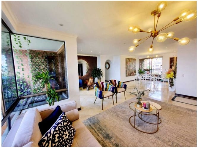 Apartamento de 3 alcobas en venta en San Lucas, Medellín, 140 m² · foto 3 de 15