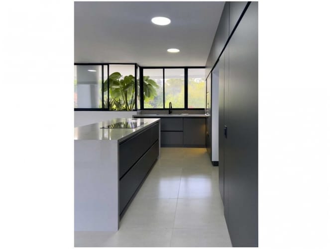 Apartamento en venta en El Poblado, Medellín · foto 4 de 18