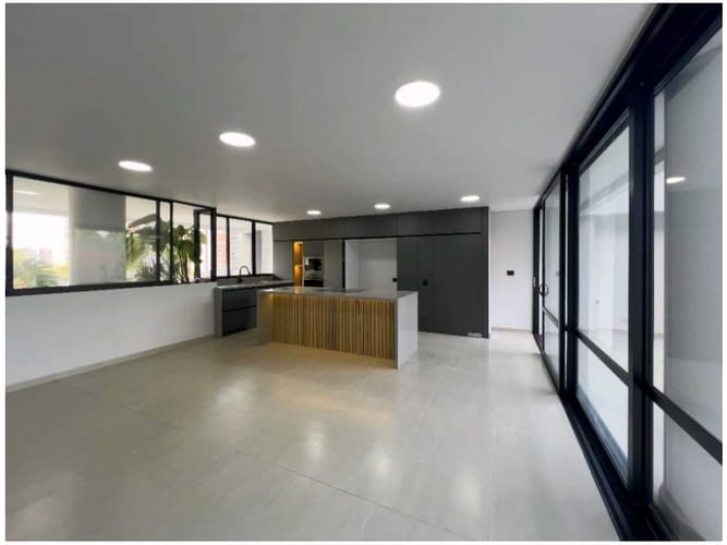 Apartamento en venta en El Poblado, Medellín · foto 9 de 18