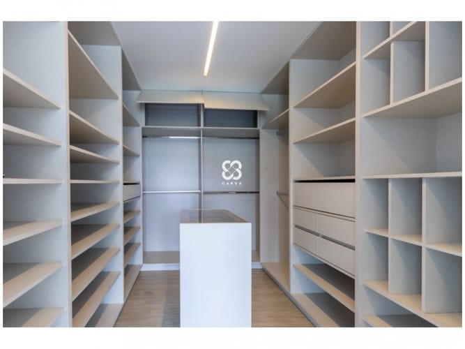 Casa de 3 alcobas en venta en San Diego, Medellín, 1605 m² · foto 13 de 16