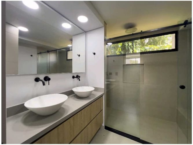 Apartamento en venta en El Poblado, Medellín · foto 10 de 18