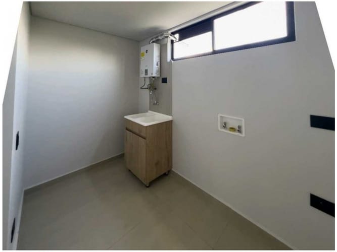Apartamento en venta en El Poblado, Medellín · foto 17 de 18
