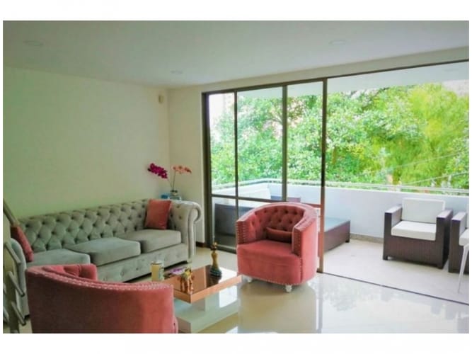 Casa de 4 alcobas en venta en Loma Del Chocho, Envigado, 284 m² · foto 5 de 17
