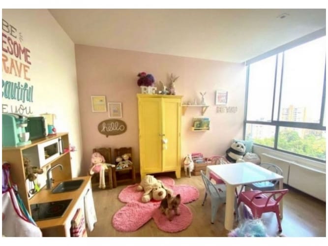 Casa de 4 alcobas en venta en Loma Del Chocho, Envigado, 284 m² · foto 10 de 17