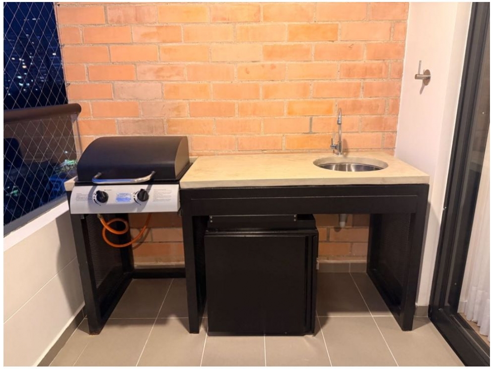 Apartamento en venta en Loma De Las Brujas, Envigado · foto 4 de 24