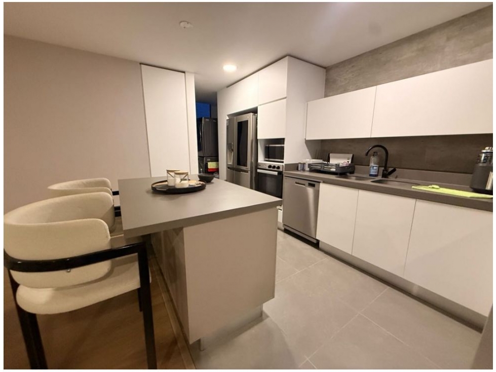 Apartamento en venta en Loma De Las Brujas, Envigado · foto 5 de 24