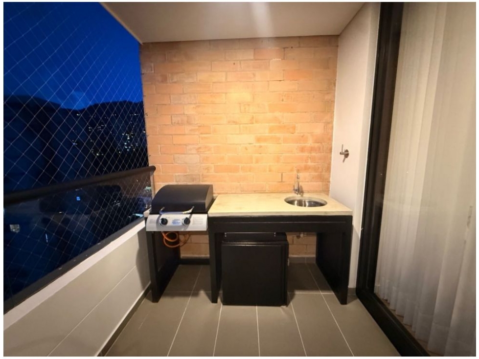 Apartamento en venta en Loma De Las Brujas, Envigado · foto 6 de 24