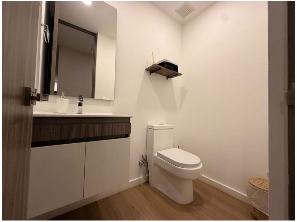 Apartamento en venta en Loma De Las Brujas, Envigado · foto 8 de 24