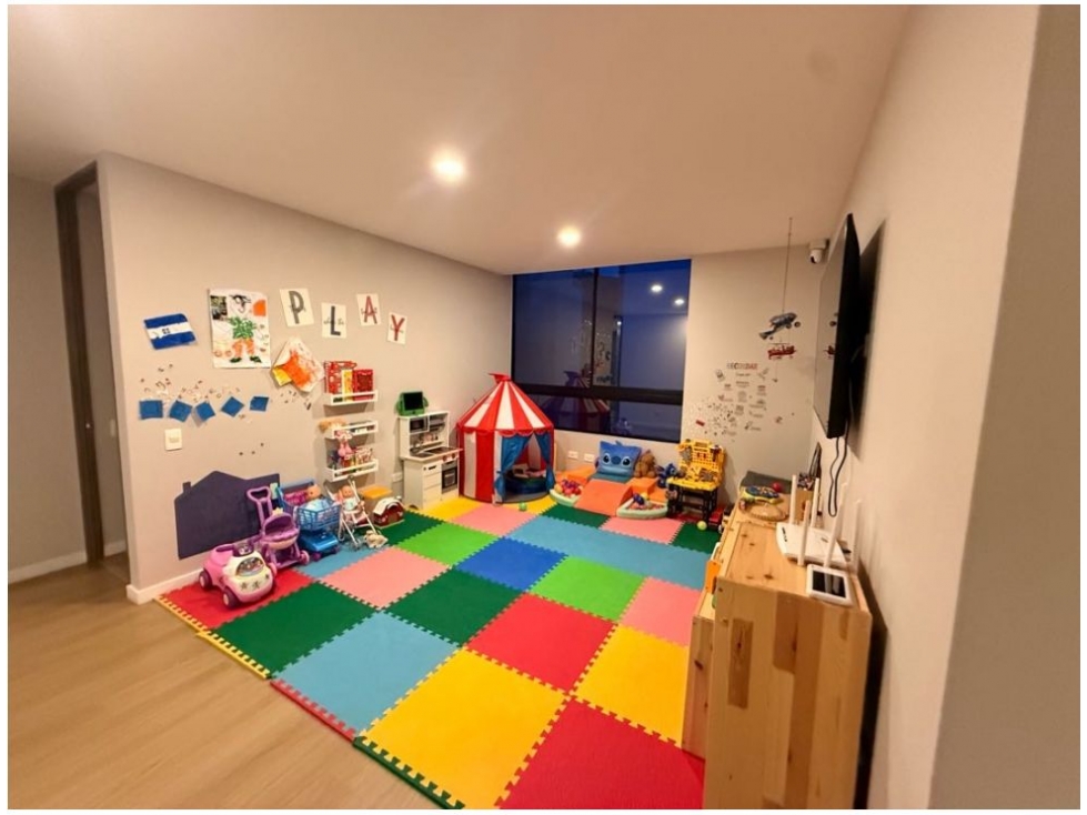 Apartamento en venta en Loma De Las Brujas, Envigado · foto 9 de 24