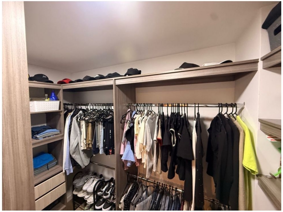 Apartamento en venta en Loma De Las Brujas, Envigado · foto 16 de 24