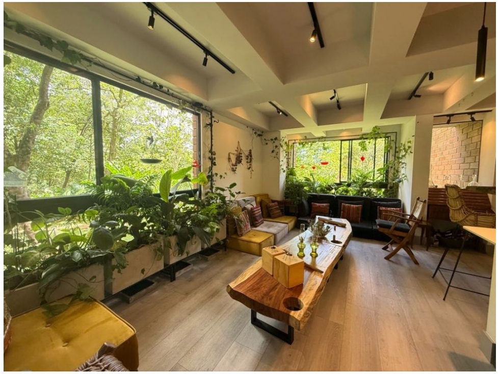 Apartamento en venta en El Poblado, Envigado · foto 2 de 16