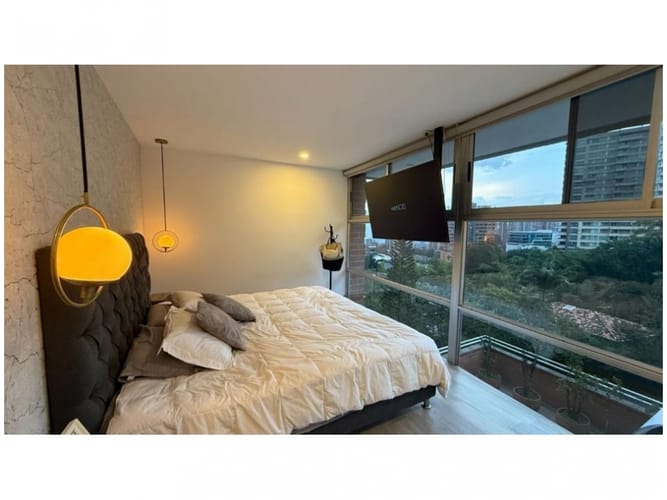 Apartamento en venta en El Poblado, Medellín, 210 m² · foto 12 de 24