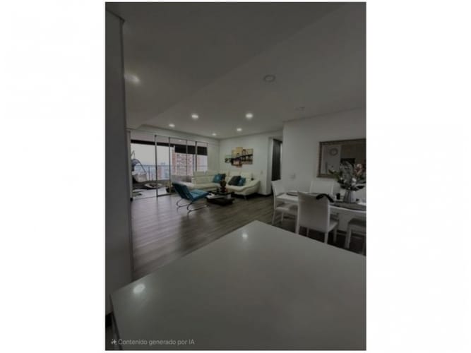 Apartamento en venta en El Poblado, Medellín · foto 3 de 24