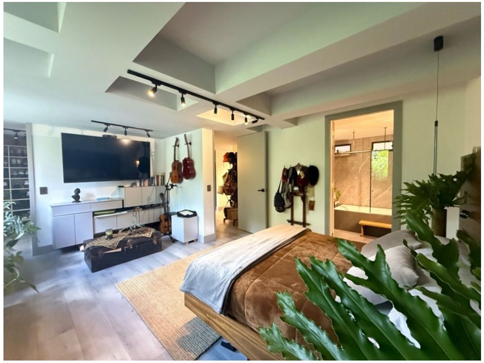 Apartamento en venta en El Poblado, Envigado · foto 10 de 16