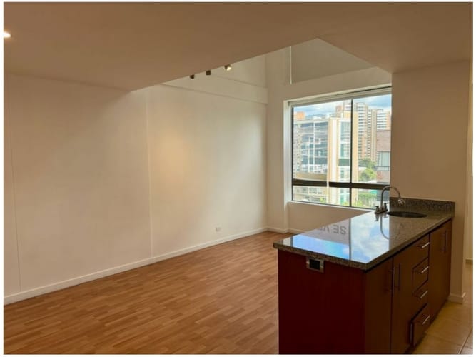 Apartamento en venta en El Poblado, Medellín · foto 5 de 11