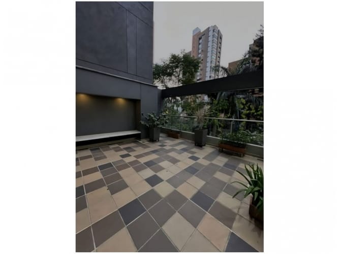 Apartamento en venta en El Poblado, Medellín · foto 22 de 24