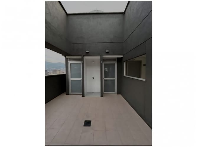 Apartamento en venta en El Poblado, Medellín · foto 23 de 24