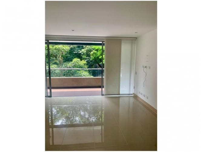 Apartamento de 3 alcobas en venta en El Poblado, Medellín, 113 m² · foto 2 de 15